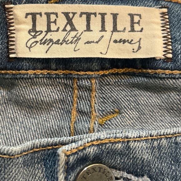Elizabeth And James Textile Stewart Low Rise Split Hem Jeans - Picture 11 of 16